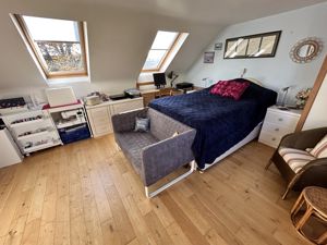 Photo 19- click for photo gallery